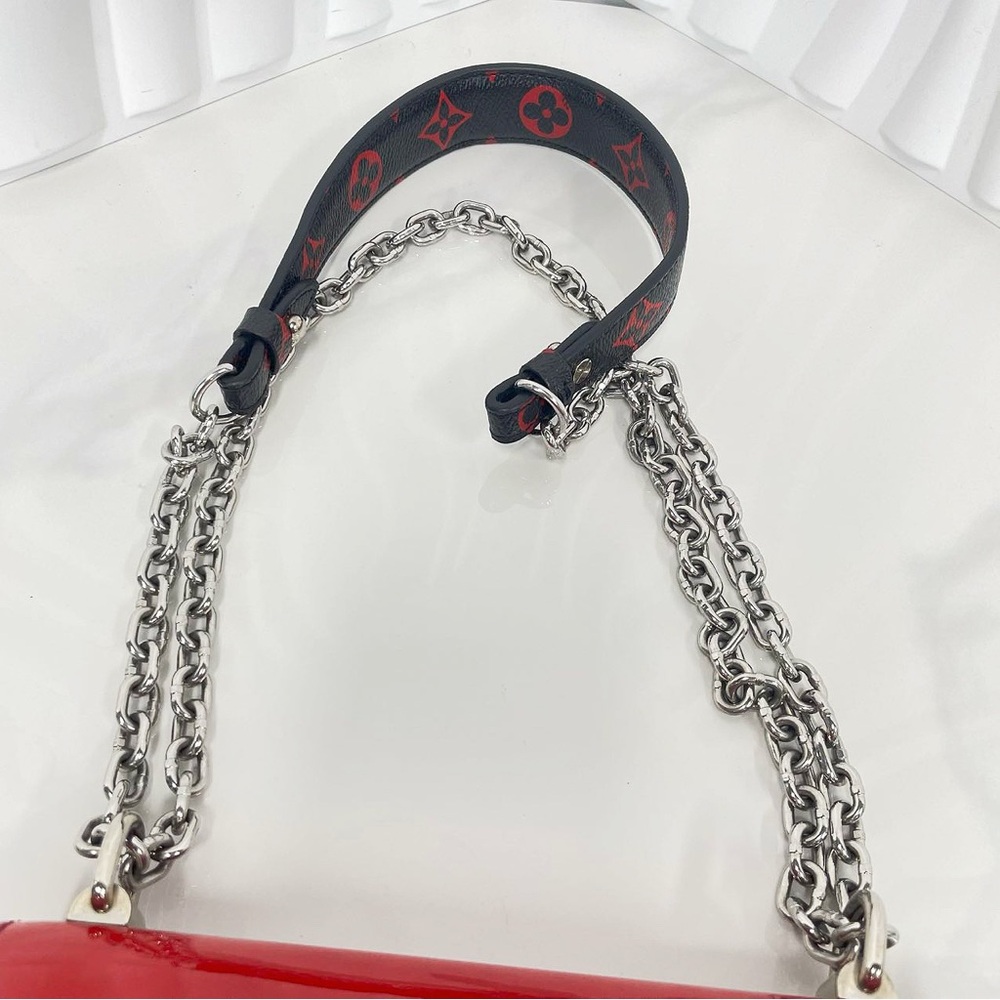 Louis Vuitton Red Patent Leather Twist Bag - Picture 10 of 12